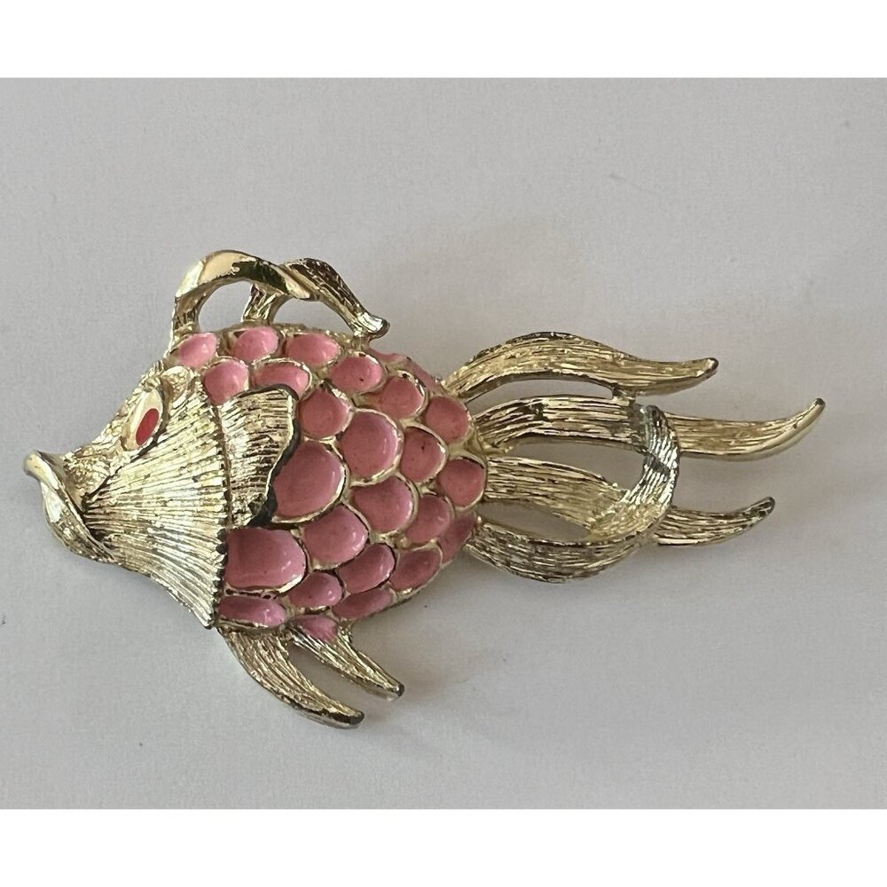Pink Enamel Fish Brooch Gold Tone Vintage Mid Century Whimsical